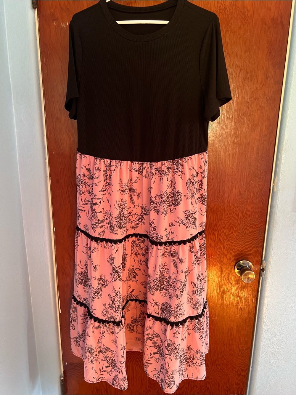 SHEIN Pink and Black Floral Curve 2XL Tiered Dress